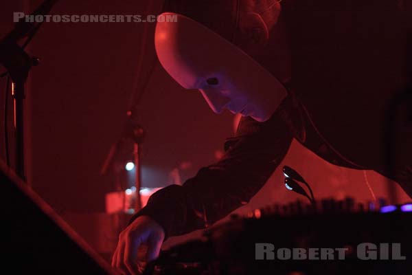 MIIKE SNOW - 2009-11-09 - PARIS - Point Ephemere - 
